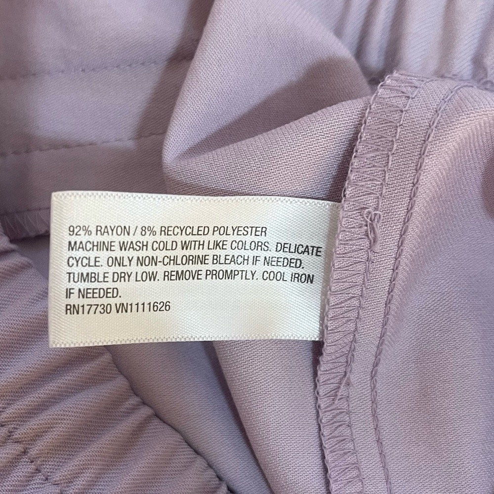 Women’s a new day light purple cargo straight leg ankle pants, size medium - Picture 4 of 4